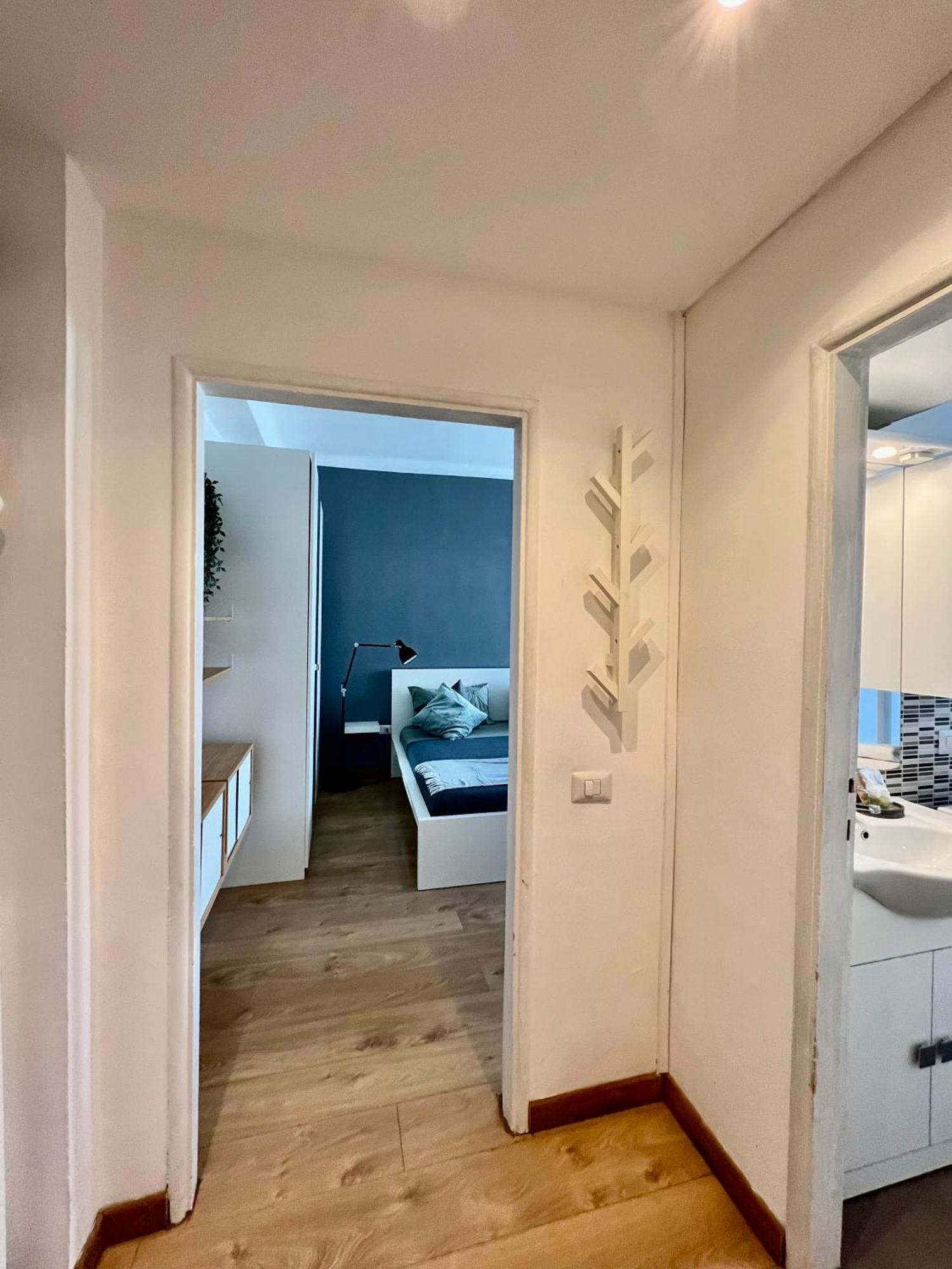 Cozy Apartment 3 Km Away From Duomo Milaan Buitenkant foto